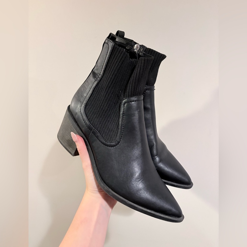 Anne Klein pointed toe boots size 10